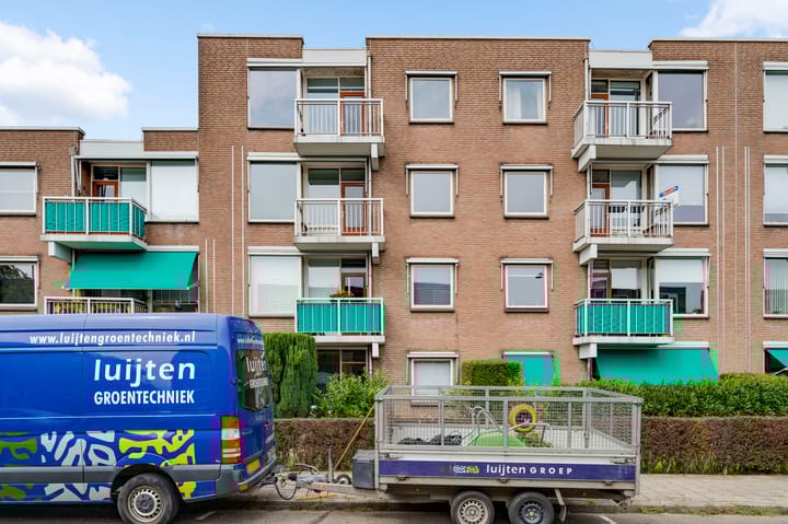 Photo 2 of Adelbert van Scharnlaan F 55