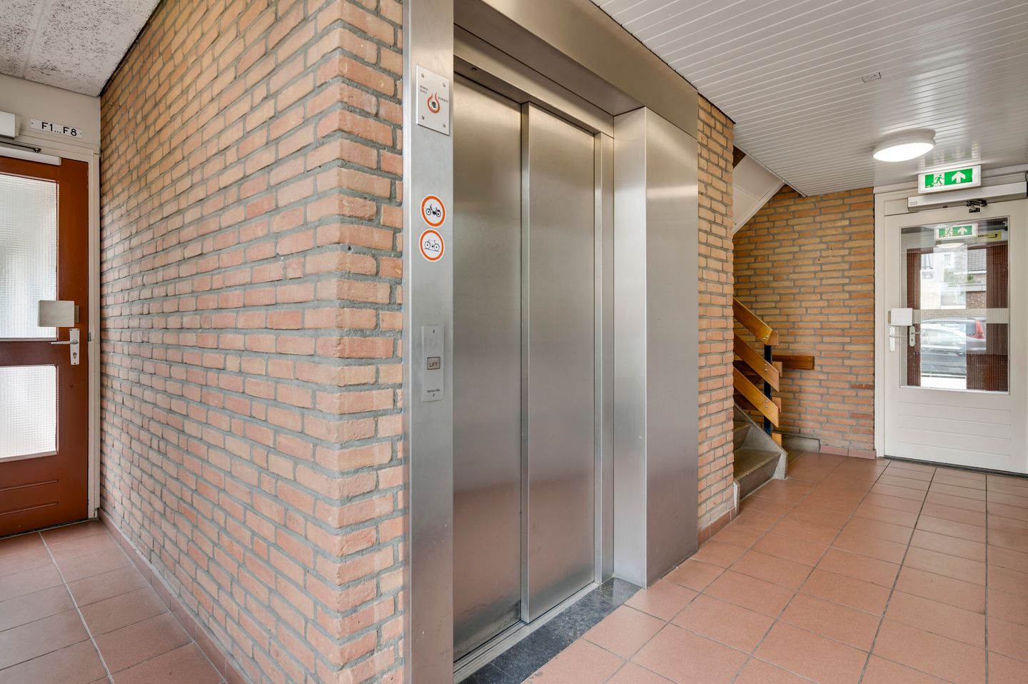 Foto 5 van Adelbert van Scharnlaan F 55