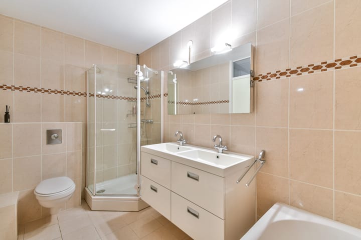 Foto 22 van Martini van Geffenstraat 120