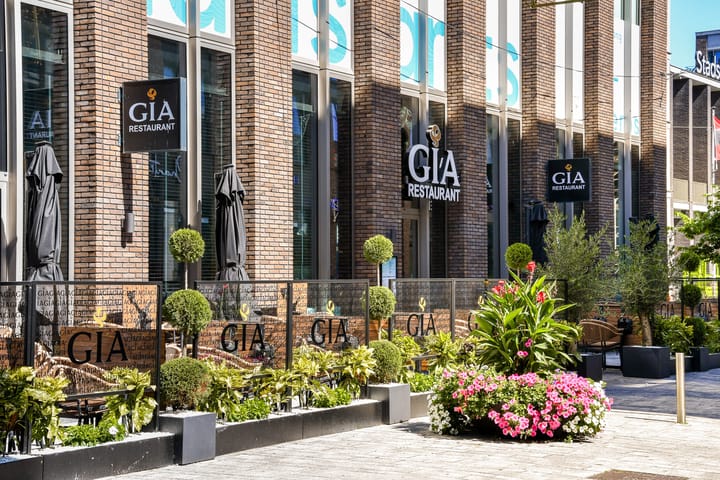 Foto 34 van Martini van Geffenstraat 120