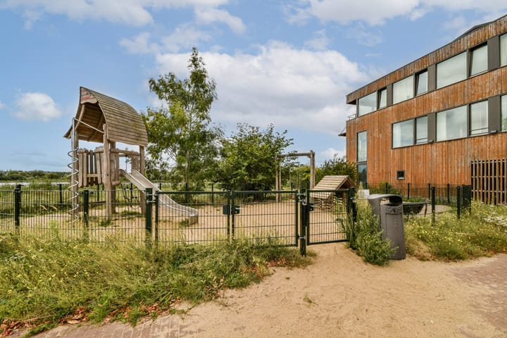 Foto 27 van Pieter Holmstraat 7