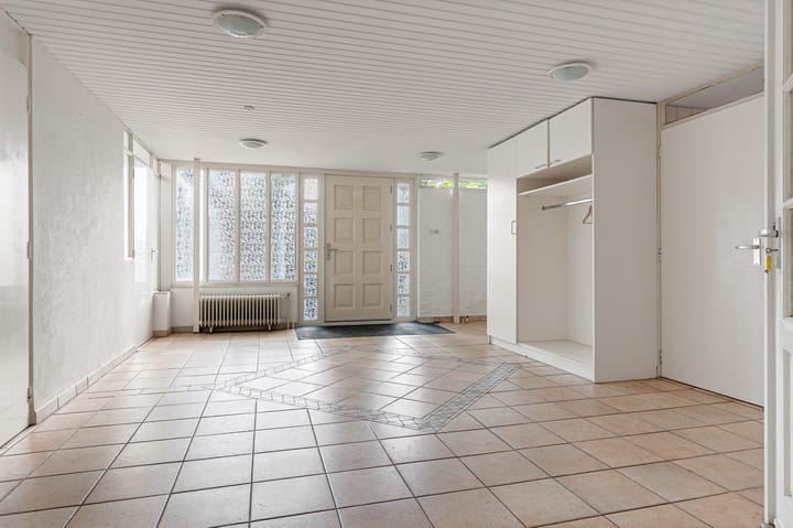 Photo 18 of K. ter Laanstraat 33