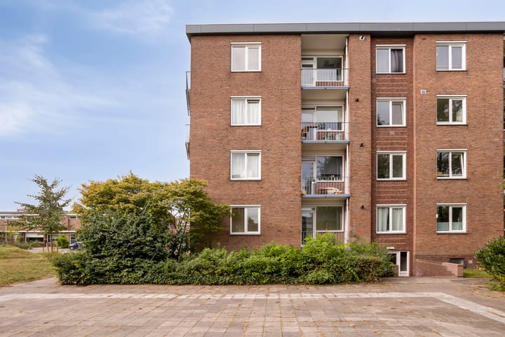 Foto 1 van Plutostraat 2-A