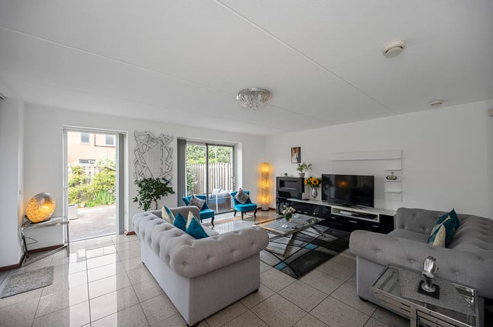 Foto 5 van Maldivenweg 110