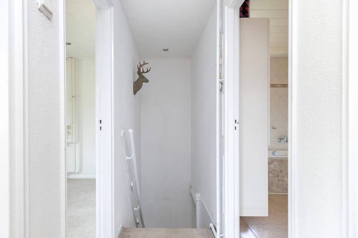 Photo 27 of Kruisbergsestraat 21