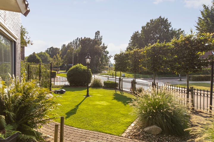 Photo 25 of Kruisbergsestraat 21