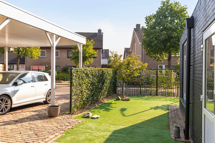 Photo 22 of Kruisbergsestraat 21