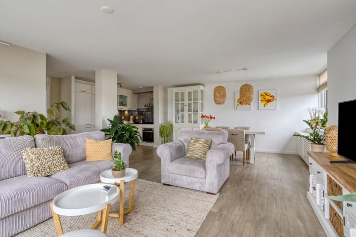 Foto 10 van Marga Klompéhof 100