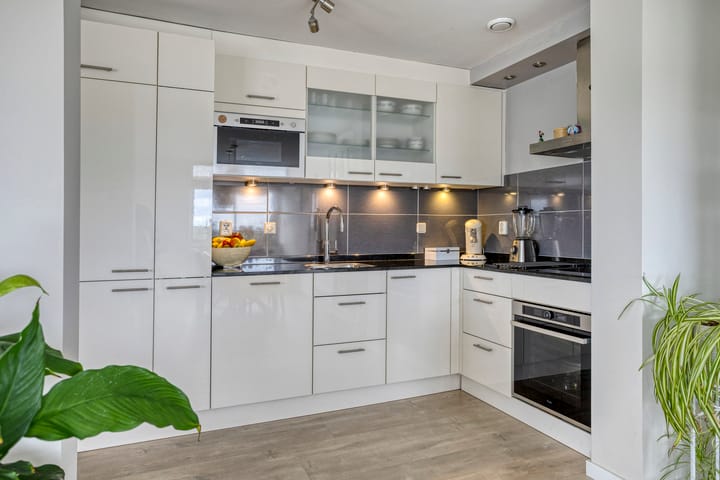 Foto 11 van Marga Klompéhof 100