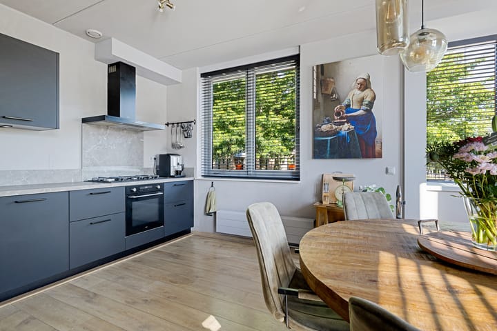 Photo 3 of Frederik Hendriklaan 50