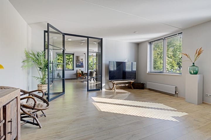 Photo 2 of Frederik Hendriklaan 50