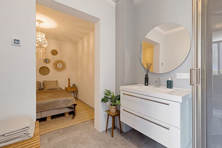 Photo 4 of Frederik Hendriklaan 50