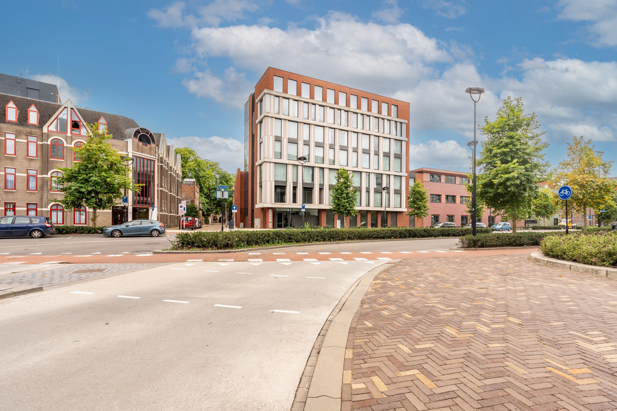 Foto 36 van Spoorlaan 450-60