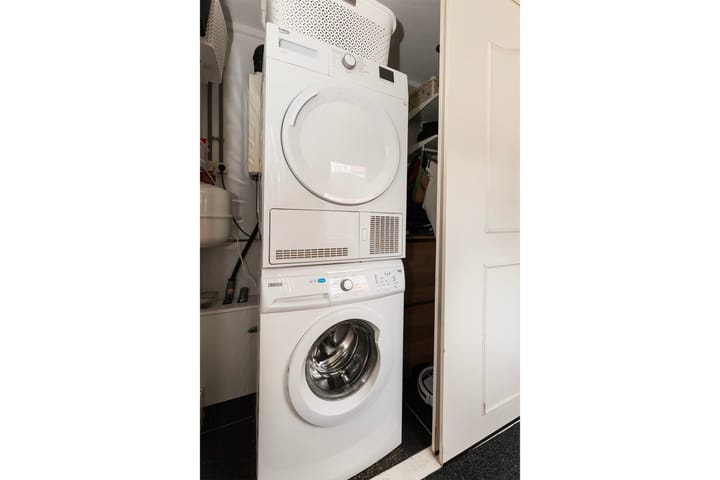 Photo 7 of Vrijlandtstraat 2