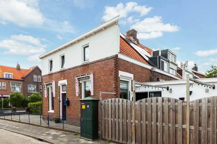 Photo 21 of Vrijlandtstraat 2