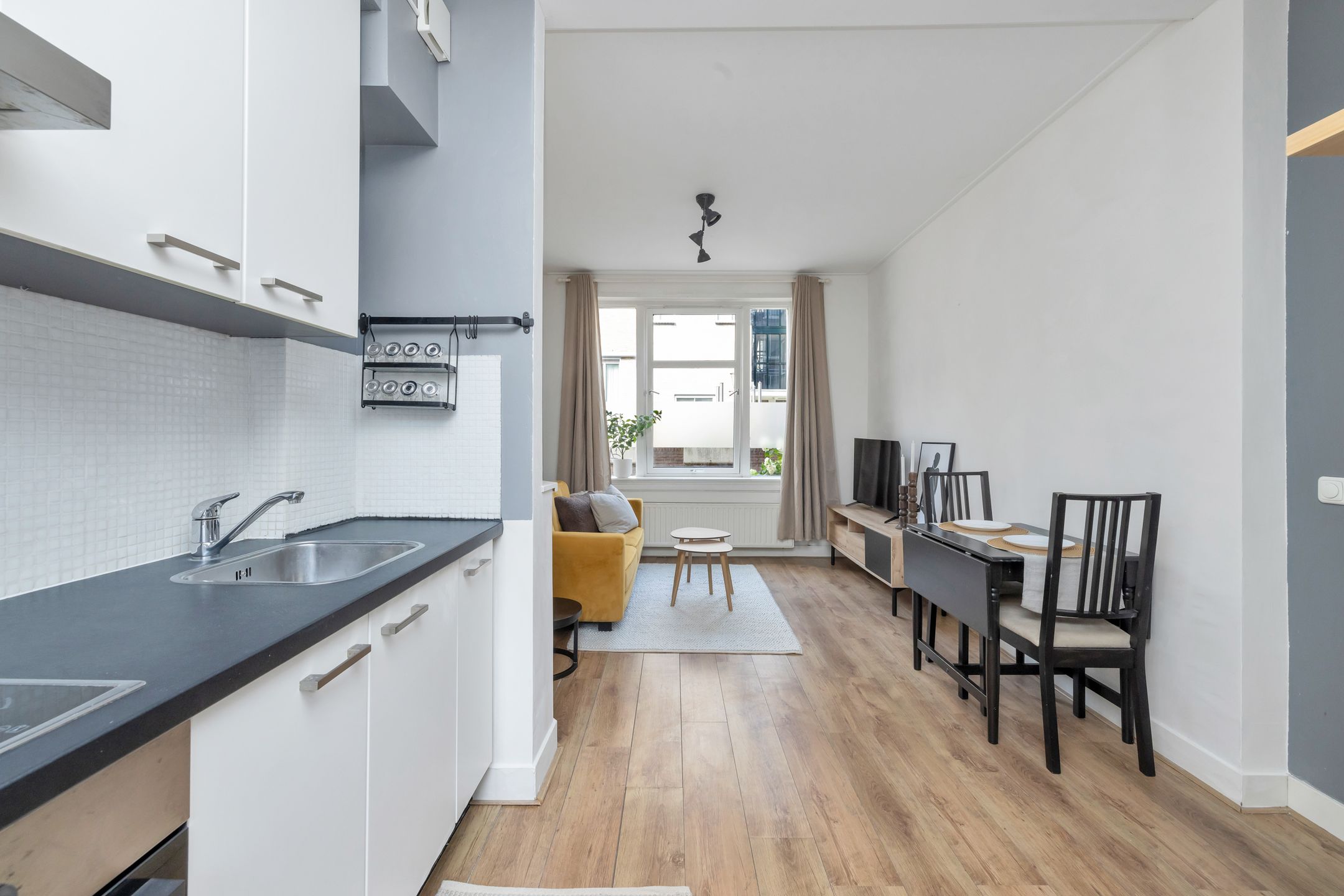 Foto 15 van Vrolikstraat 202-AH