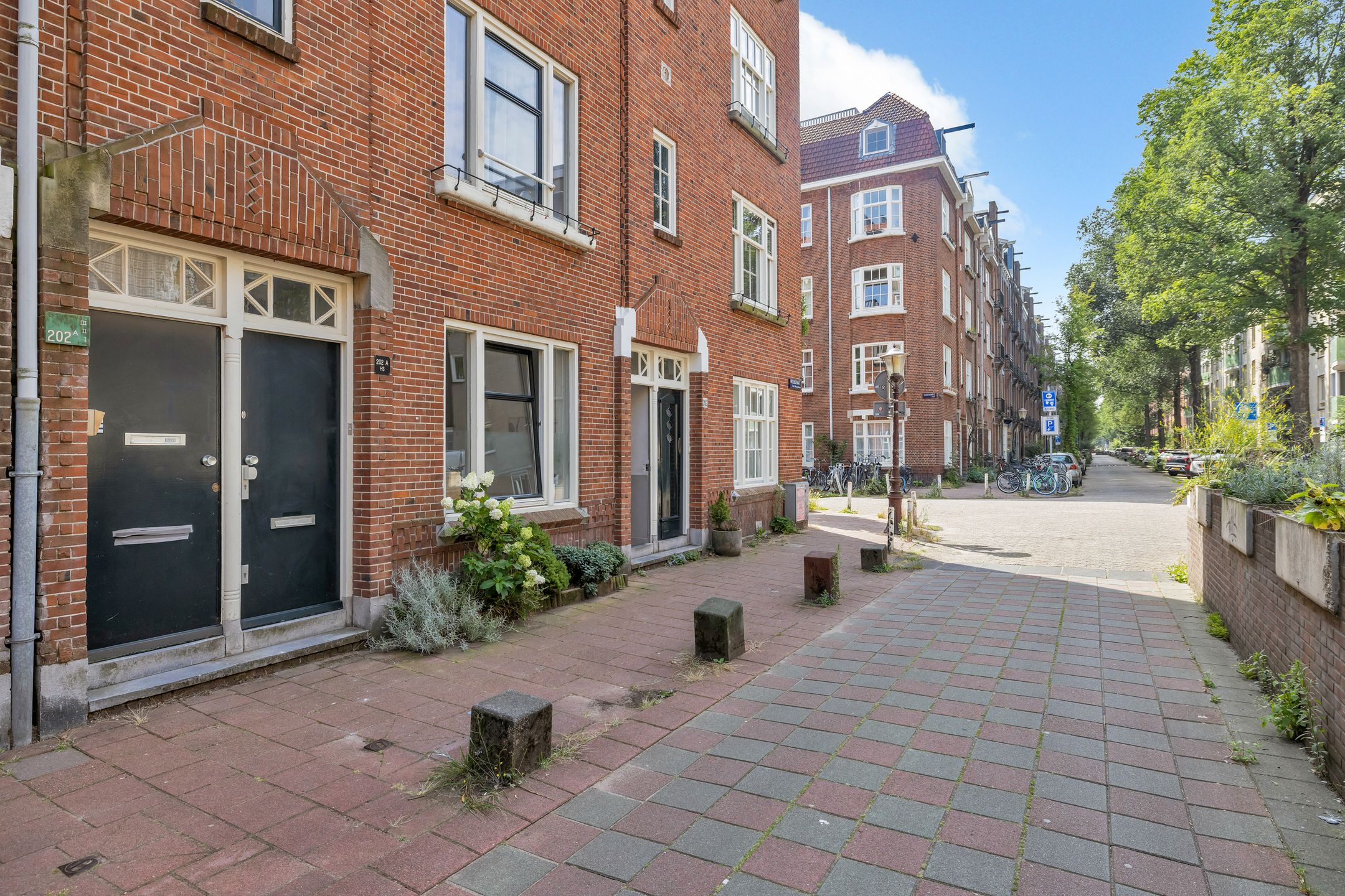 Foto 24 van Vrolikstraat 202-AH