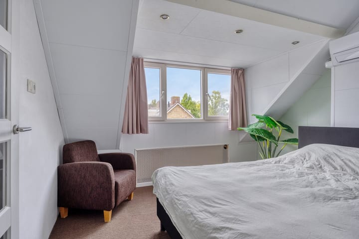 Foto 25 van Robijnlaan 51