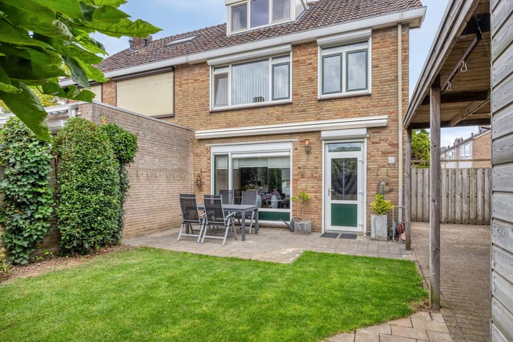 Foto 30 van Robijnlaan 51