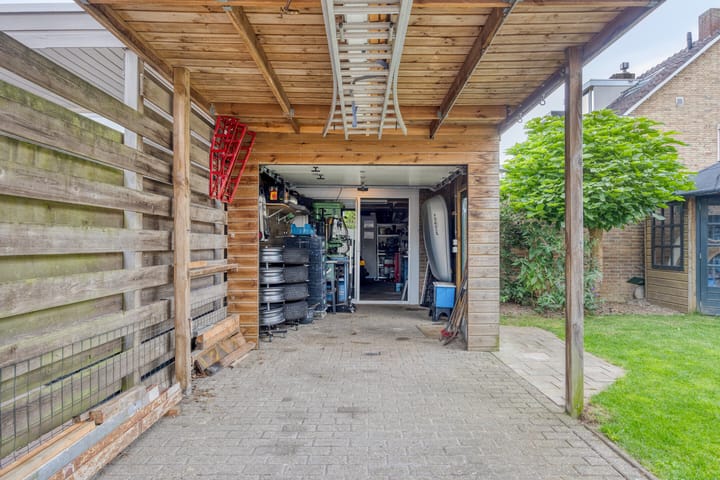 Foto 33 van Robijnlaan 51