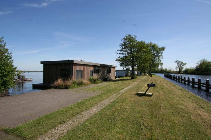 Foto 43 van Veneweg 251-P