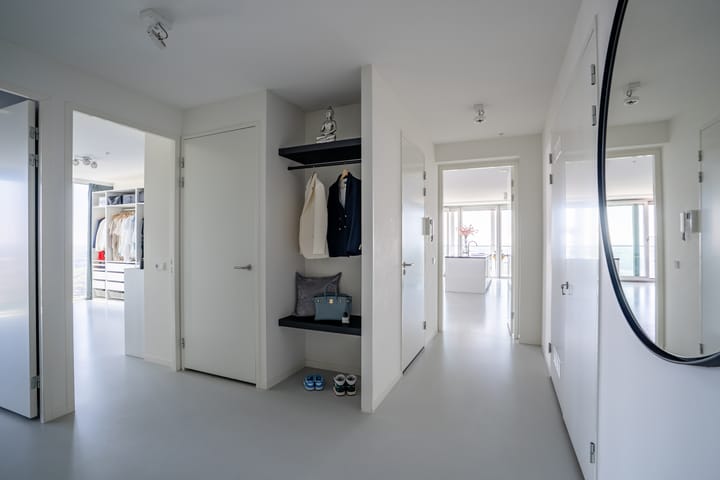 Photo 2 of Wilhelminakade 645