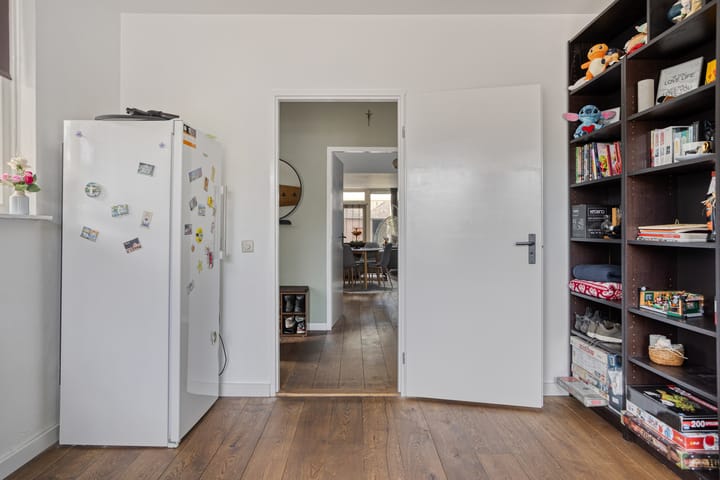 Foto 4 van Adelbertweg 8