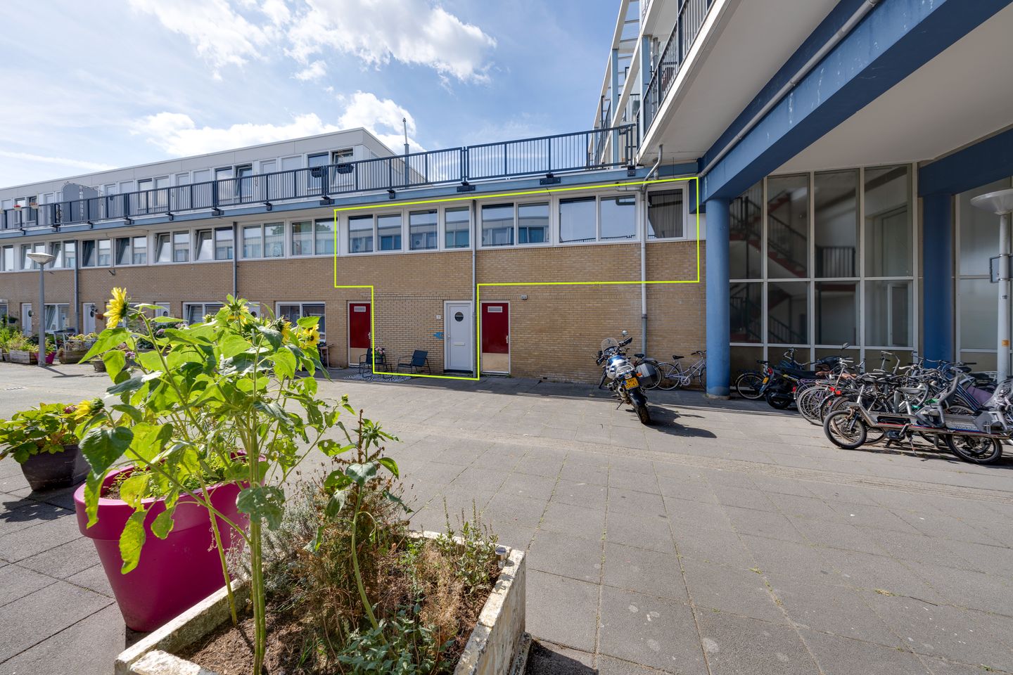 Photo 25 of Buitendraaierij 31