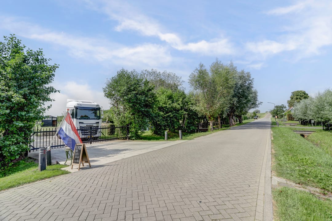 Foto 43 van Burgemeester van der Lelystraat 103