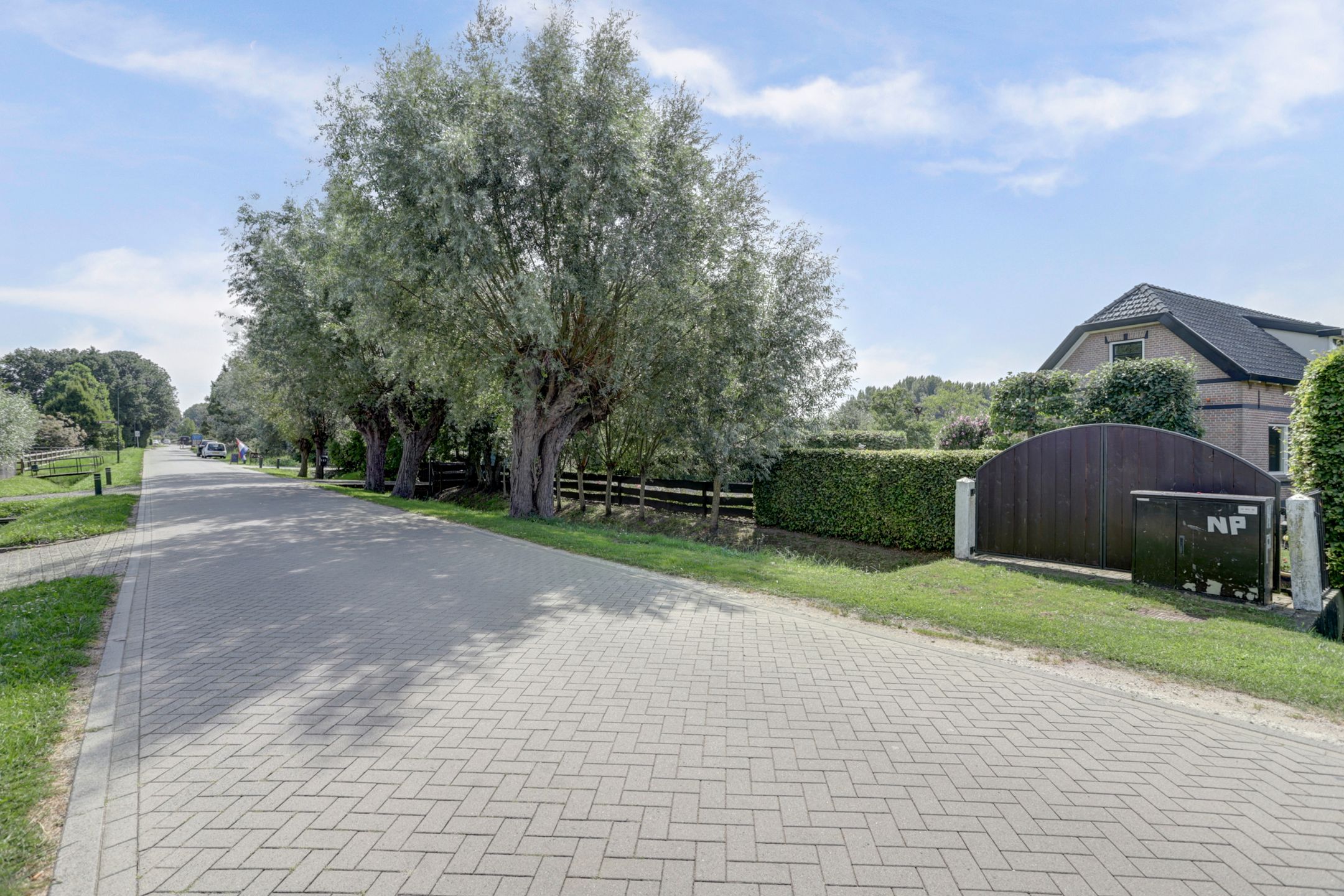 Foto 66 van Burgemeester van der Lelystraat 103