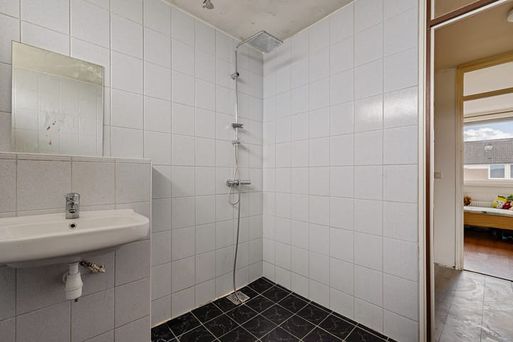 Photo 17 of Kamperfoeliestraat 45