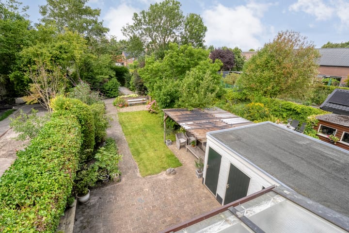 Foto 47 van Burgemeester van Engelenweg 64