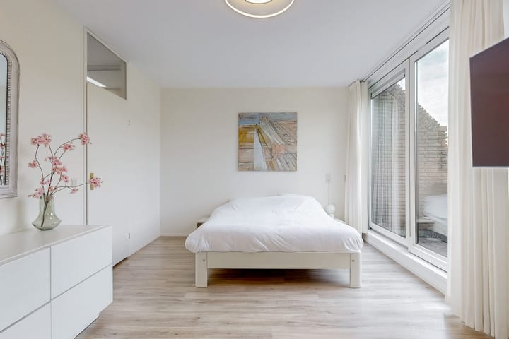 Foto 30 van Oxfordlaan 15