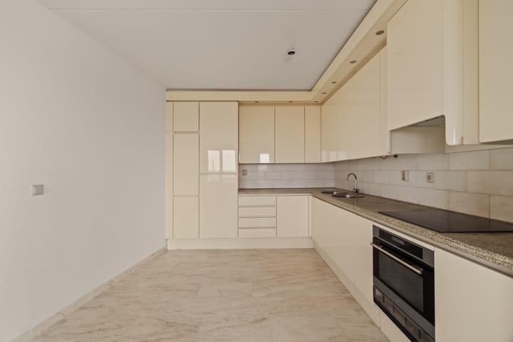 Photo 13 of Koningin Wilhelmina Boulevard 6-C