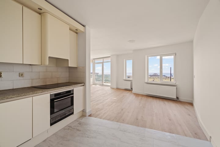 Photo 15 of Koningin Wilhelmina Boulevard 6-C