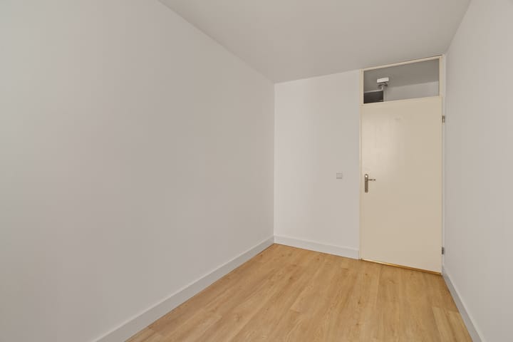 Photo 25 of Koningin Wilhelmina Boulevard 6-C