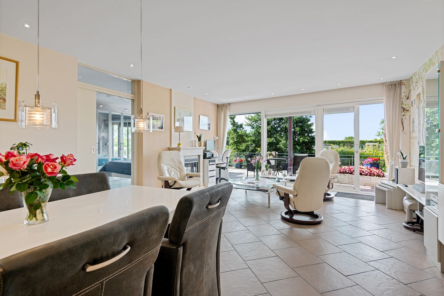 Photo 5 of Wilhelminalaan 3-H