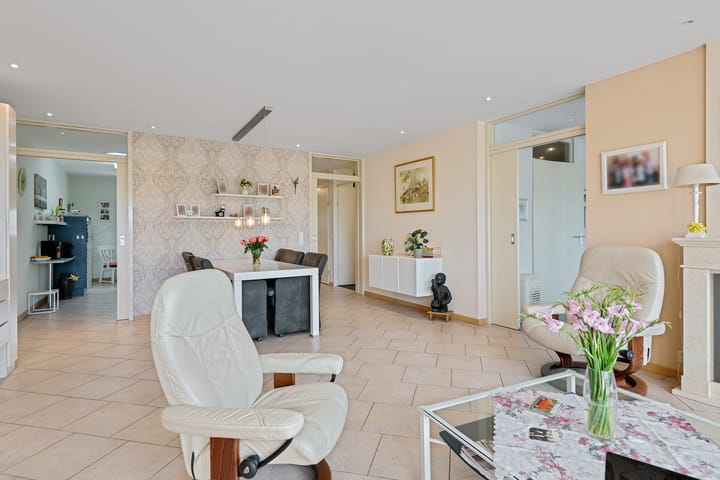 Foto 10 van Wilhelminalaan 3-H