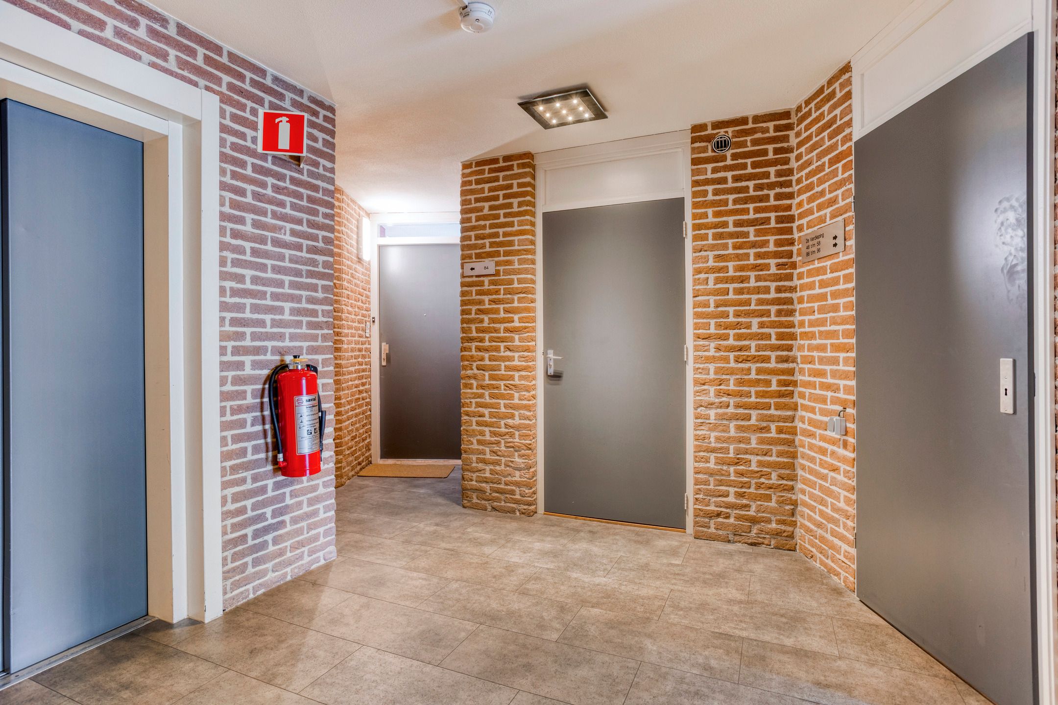 Photo 21 of Martinetsingel 84