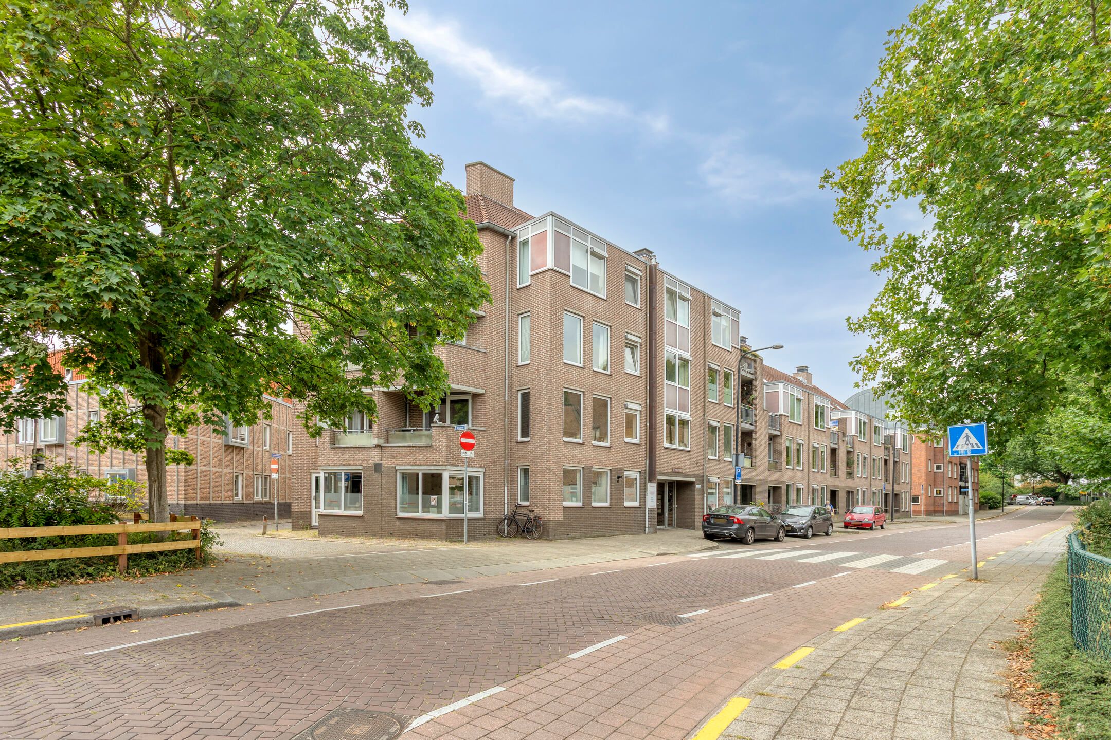 Photo 30 of Martinetsingel 84