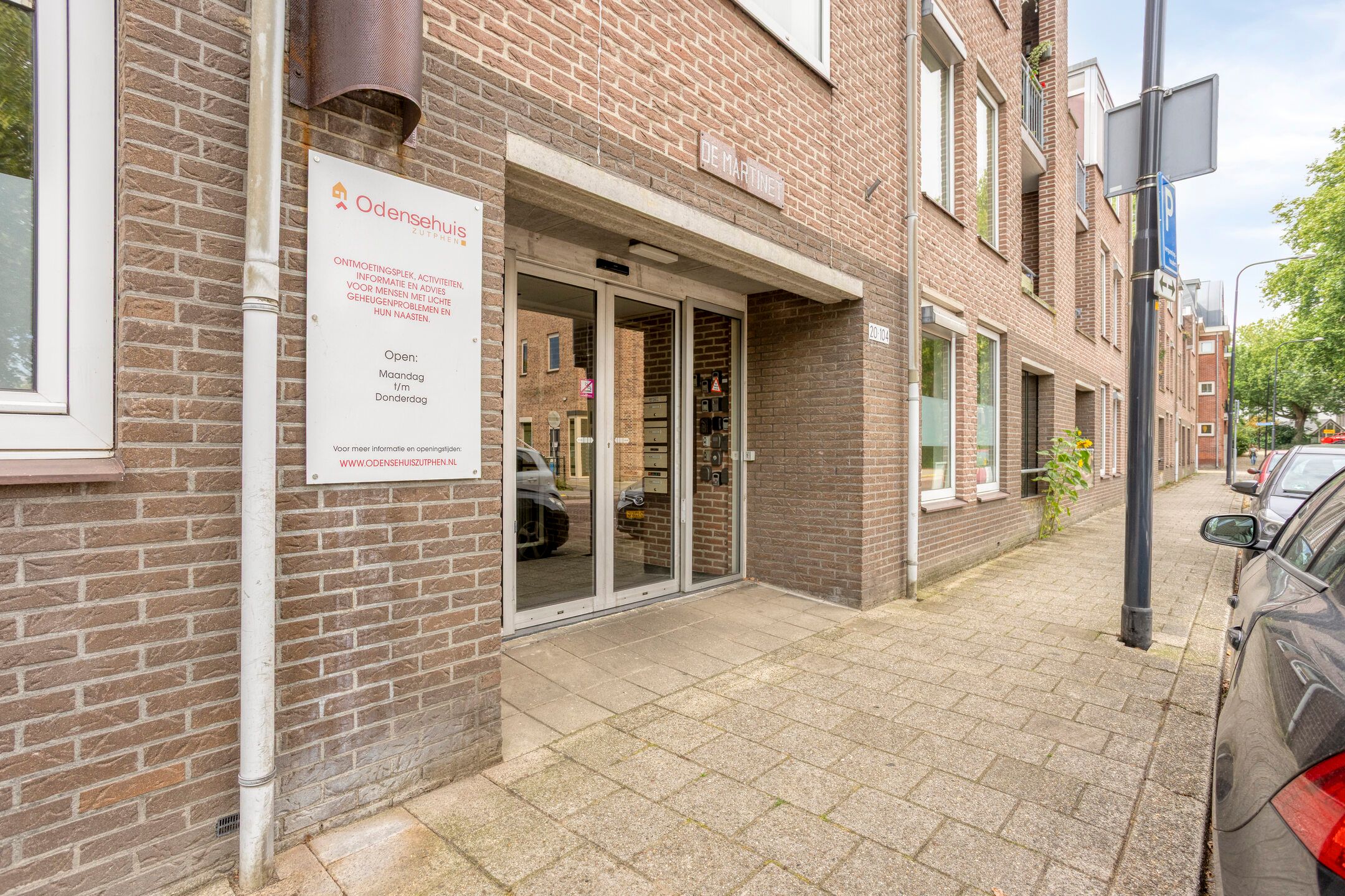 Photo 33 of Martinetsingel 84