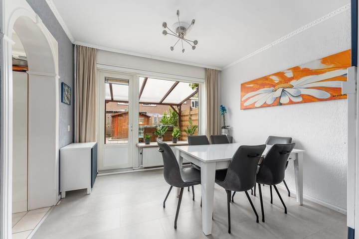 Photo 9 of Moddermanstraat 5