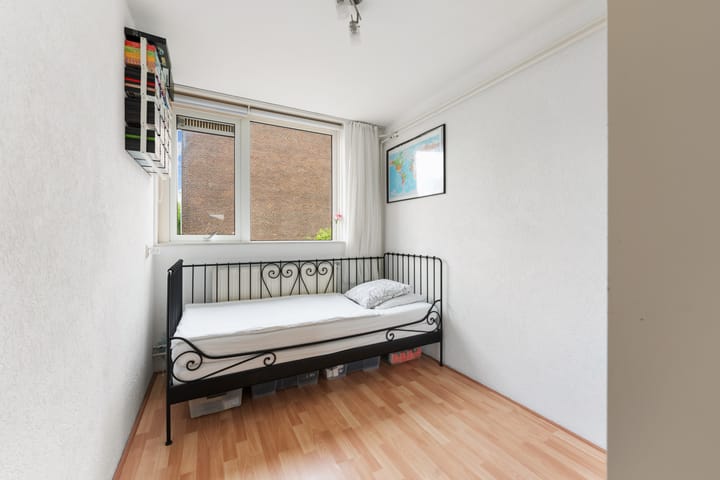 Photo 25 of Moddermanstraat 5