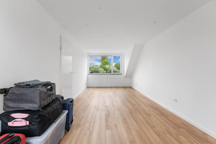 Photo 34 of Moddermanstraat 5