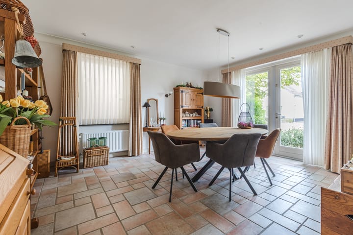 Foto 18 van De Scheifelaar 240