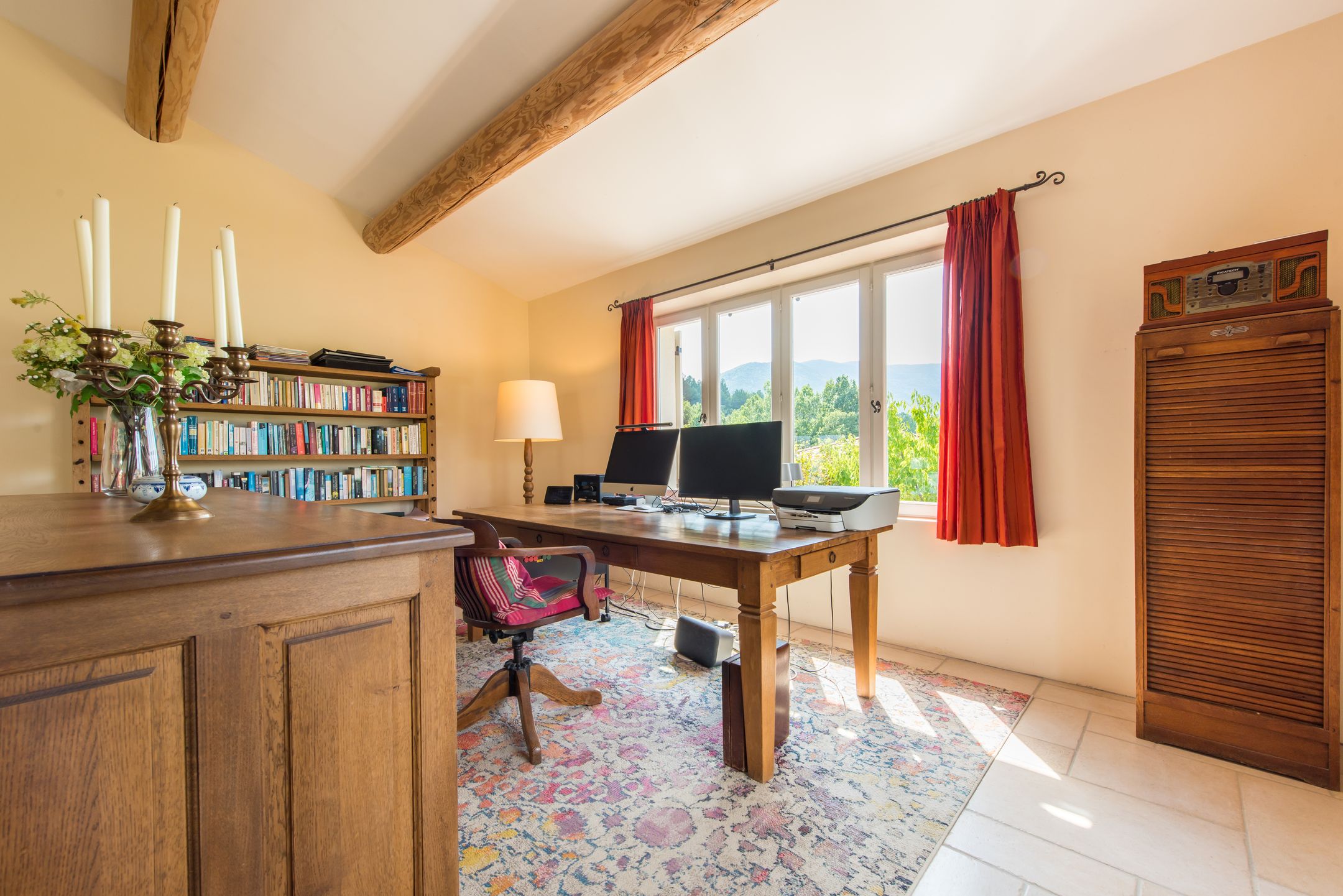 Foto 9 van 55 Les Cantarelles