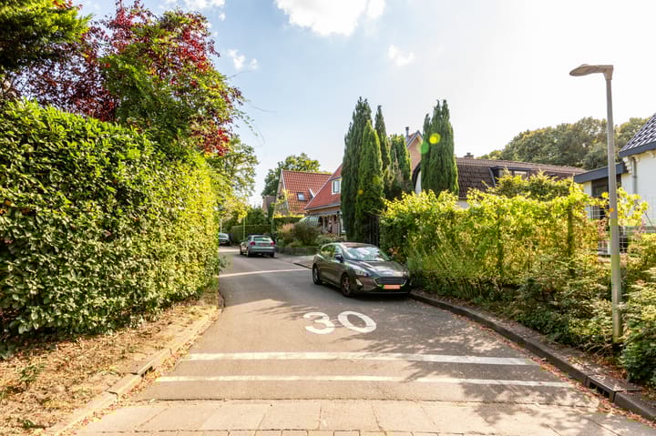 Foto 32 van Badhuisweg 11