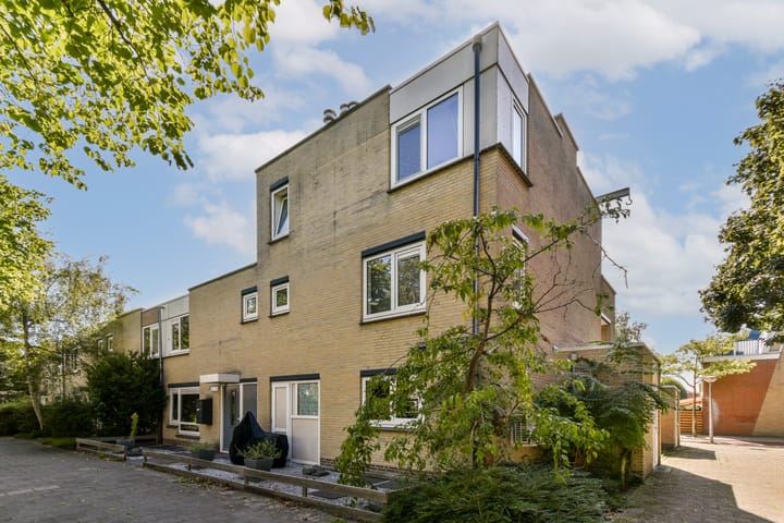 Foto 14 van Fien de la Mar Straat 25