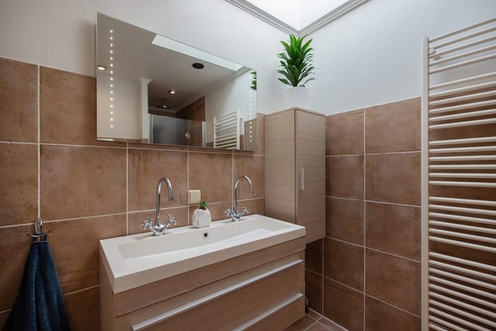 Foto 23 van Tholensestraat 109