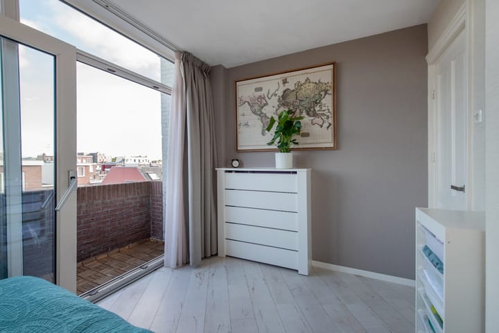 Foto 28 van Tholensestraat 109